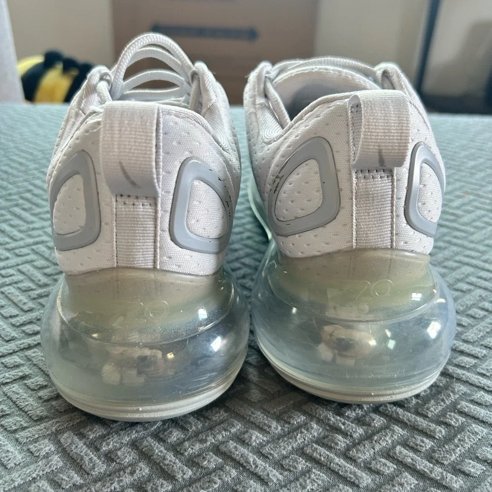 Nike Air Max 720 Vast Wolf Grey Women’s Size 7.5 - Picture 4 of 9